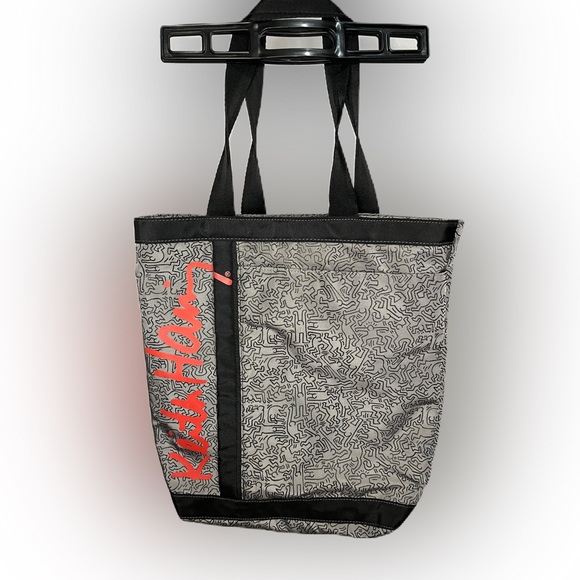 Keith Haring Art Bag - Picture 13 of 15
